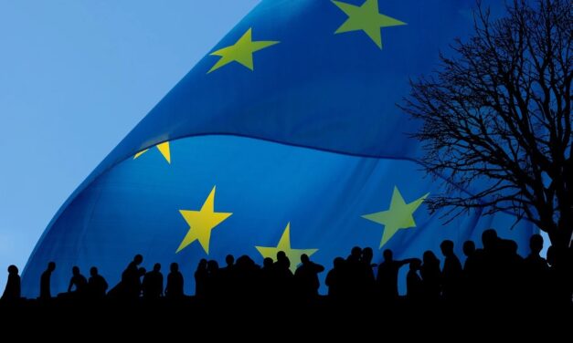 L’ Italia e quell’eterno vizio di creare “altri”. Per fortuna che l’Europa c’è….